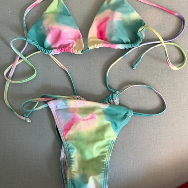 Bikini 
