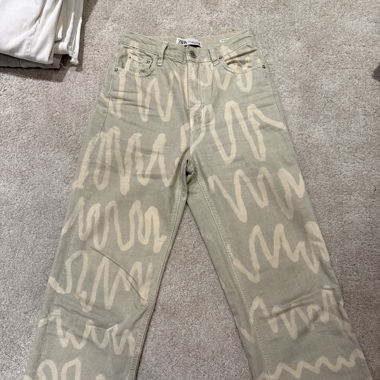 Zara Jeans