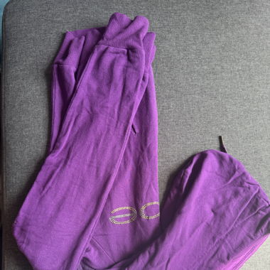 Pull violet 