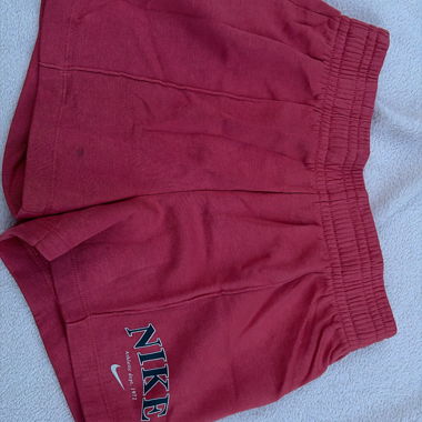 Pantaloncini Nike rosa 