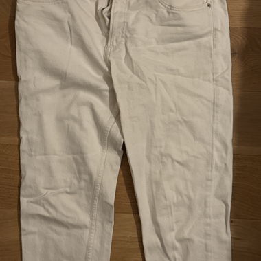 ZARA white slim-fit jeans