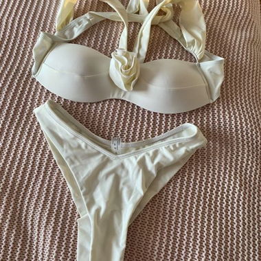 Fondo Bikini Giallo Chiaro