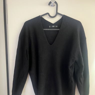 Pull noir