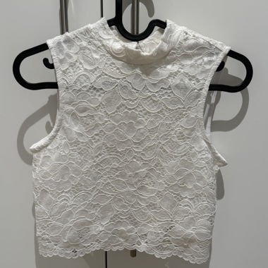 Haut en dentelle blanche d'even&odd