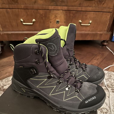 Scarpe trekking 46 Nord 