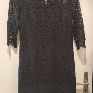 Comma lace dress
