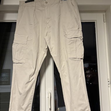 Cargo beige