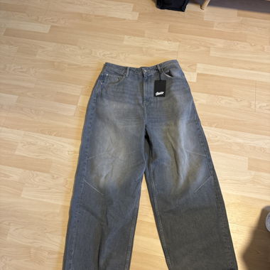 Jeans super oversized gris