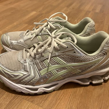 Asics Gel-Kayano 14