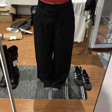 Pantalons noirs amples