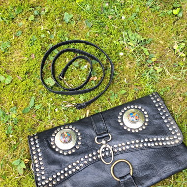 Sac en cuir noir vintage à clous