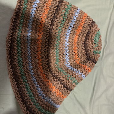 Cappello intrecciato multicolore