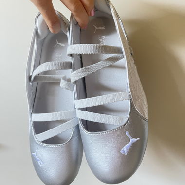 Silberne Puma Ballerinas