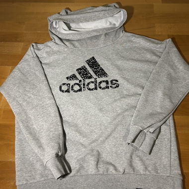 Felpa Adidas grigia