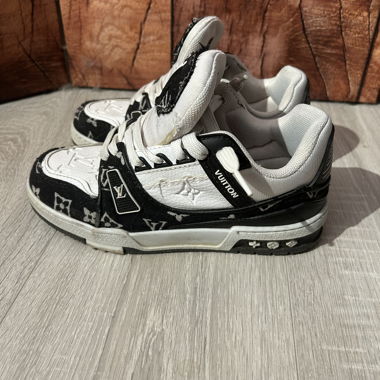 Louis Vuitton Trainer 