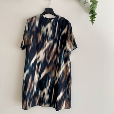 Short-sleeved Dress