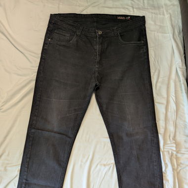 Jean gris Nesal Taille 40 coupe droite