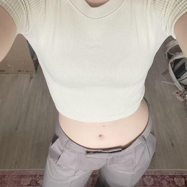 creme shirt