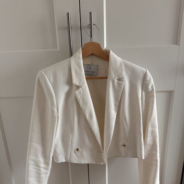 Cropped blazer white
