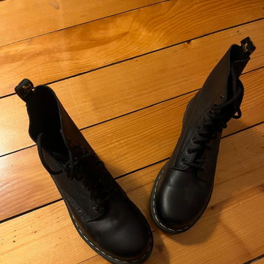 Dr. Martens