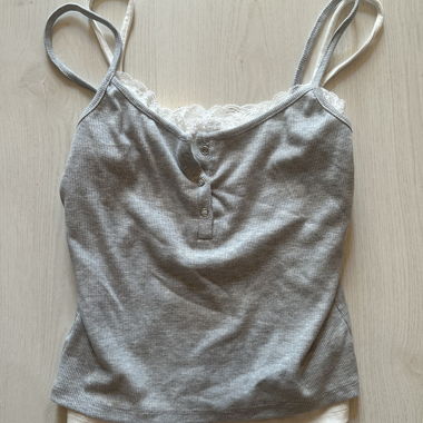 Stradivarius Top mit Spitze