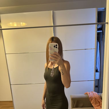  Olivgrün Kleid