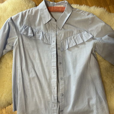 Blue shirt size 158