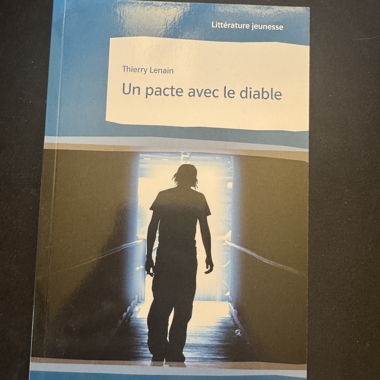 Französisches Literaturbuch „Un pact avec le diable“