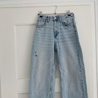Wide leg jeans