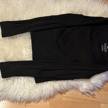 H&M schwarzer Top mit langen Ärmeln