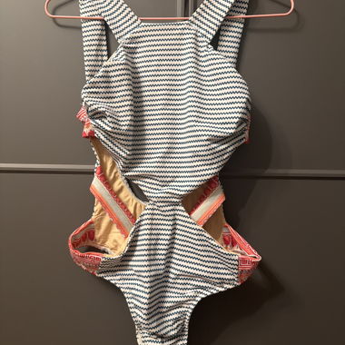 Cantê Patterned One-Piece Swimsuit