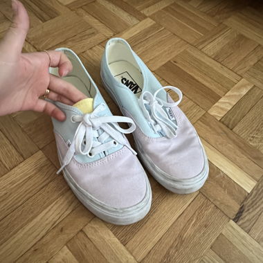 Vans