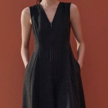 Robe mi-longue évasée Fit & Flare Love Bonito avec fermeture éclair