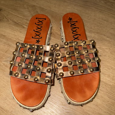 Sandales