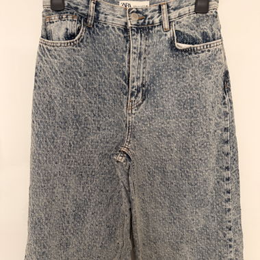 Blue jeans with pattern