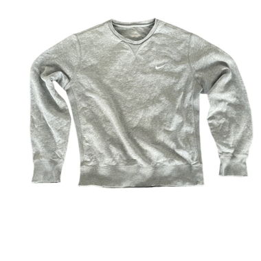 Grauer Nike Pullover