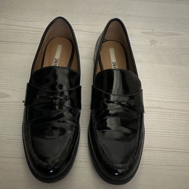 Mocassini verniciati neri ZARA – Taglia 37