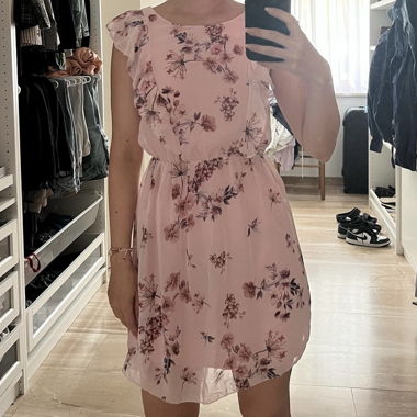 Kleid