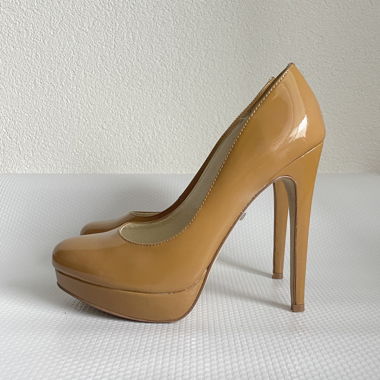 Tacchi alti beige