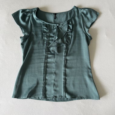 Elegant blue blouse