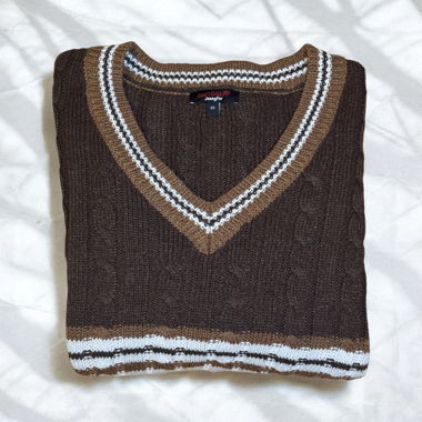 V-Neck Knit Jumper