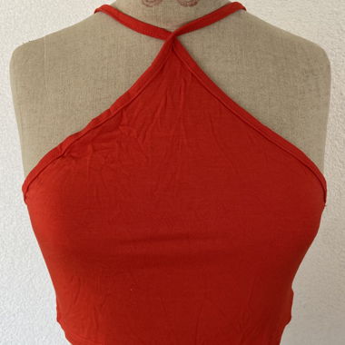 Top corto rosso Missguided
