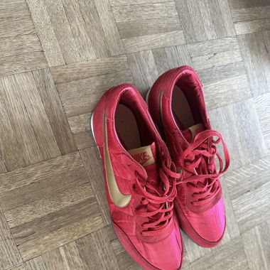 Nike shoes