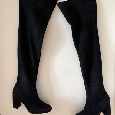 Black Over-the-Knee Boots