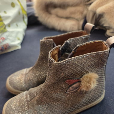 Chaussures enfant taille 27