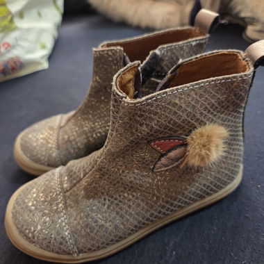 Chaussures enfant taille 27