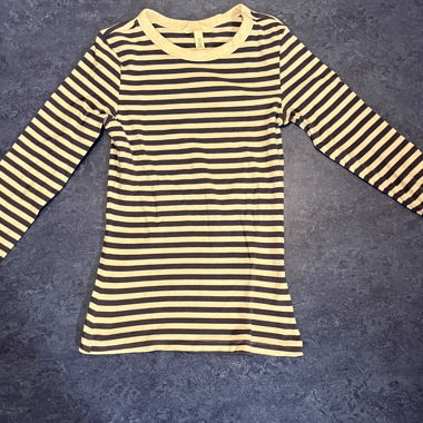 Maglia a maniche lunghe a righe 