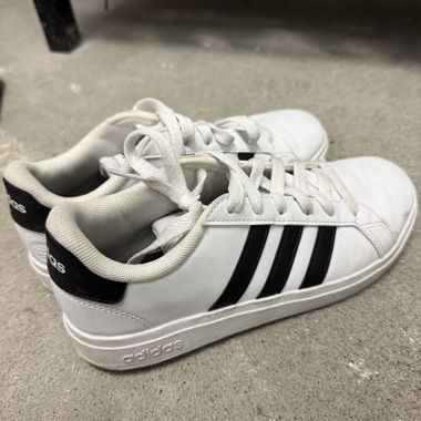 Adidas Sneakers white/black