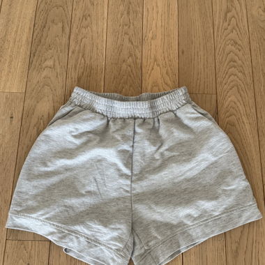 Kurze Jogginghose