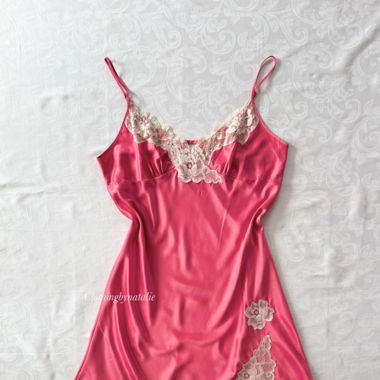 Vintage Coral Satin Slip Dress (S/M)
